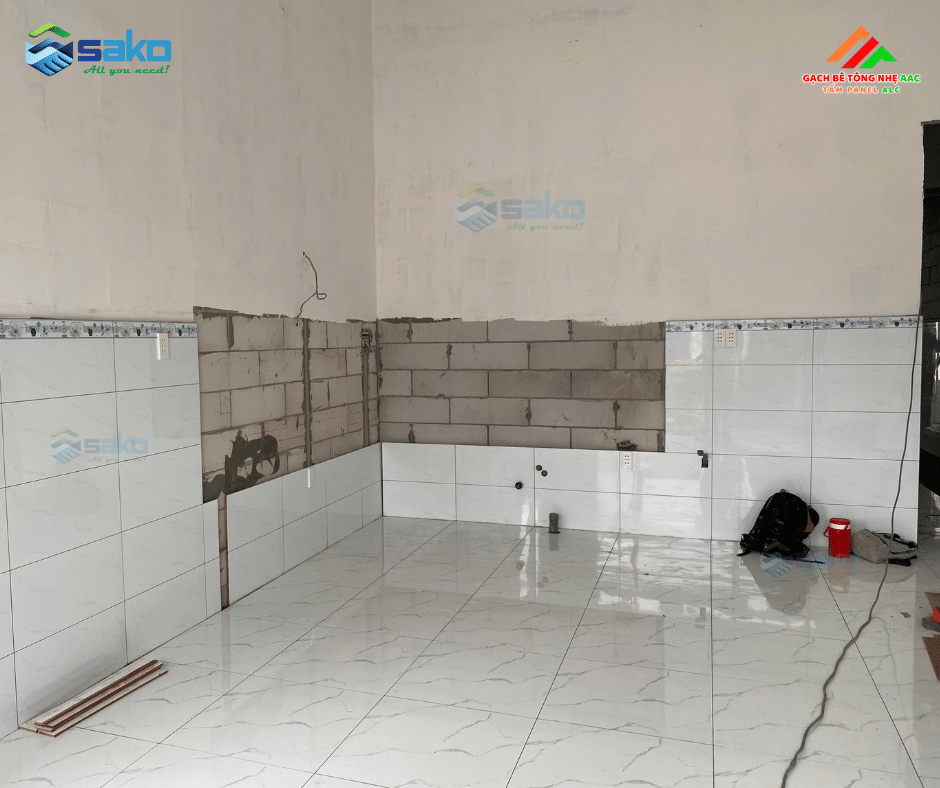Ốp gạch men trực tiếp lên tường Gạch bê tông khí chưng áp
