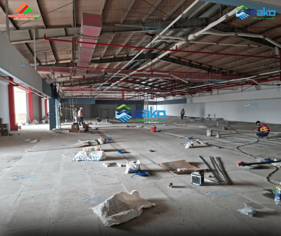 ĐÔN NỀN XƯỞNG MAY CÔNG NGHIỆP BẰNG TẤM ALC PANEL